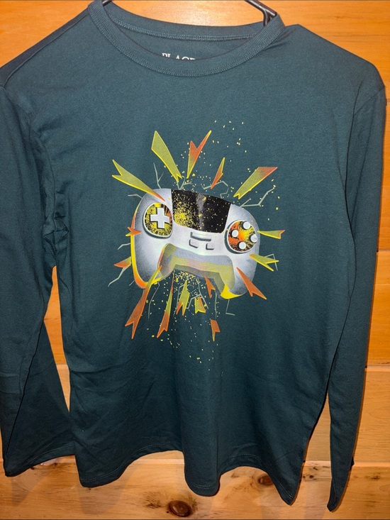 Place Other - PLACE Dark Green Long-Sleeve Tee with Colorful Gaming Controller Graphic